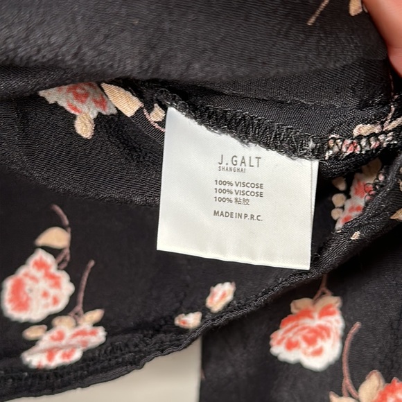 Brandy Melville John Galt Black Floral Coco Wrap Blouse - Picture 9 of 13